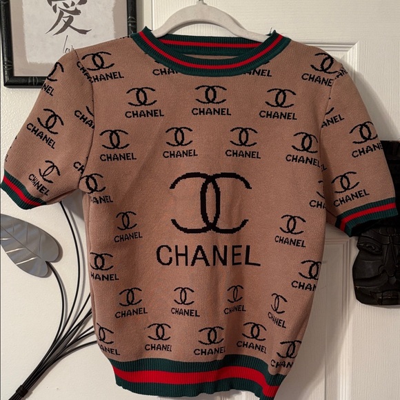 Source Unknown Sweaters - Source Unknown Tan Sweater with Black and Green Accents